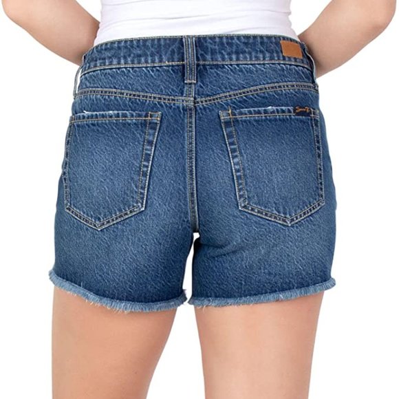 Seven 7 Ladies Weekend Shorts - Picture 3 of 4